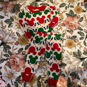 Disney Hanna Andersson pj